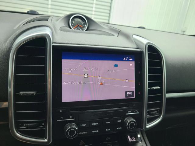 2017 Porsche Cayenne Base