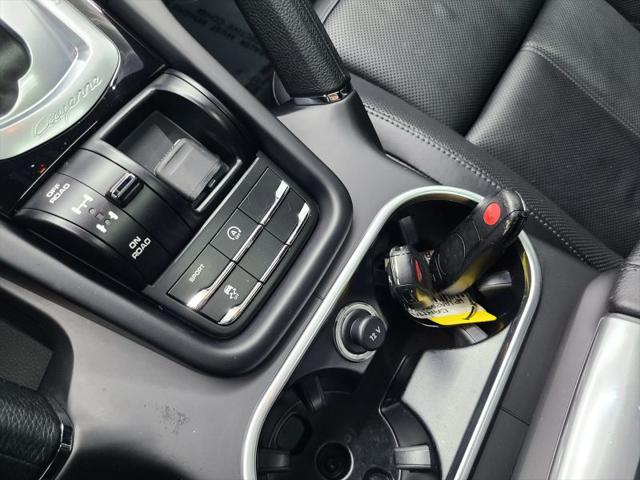 2017 Porsche Cayenne Base