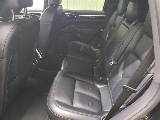2017 Porsche Cayenne Base