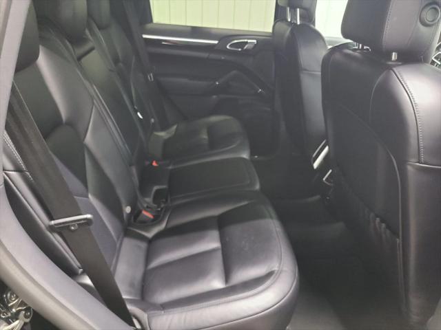 2017 Porsche Cayenne Base