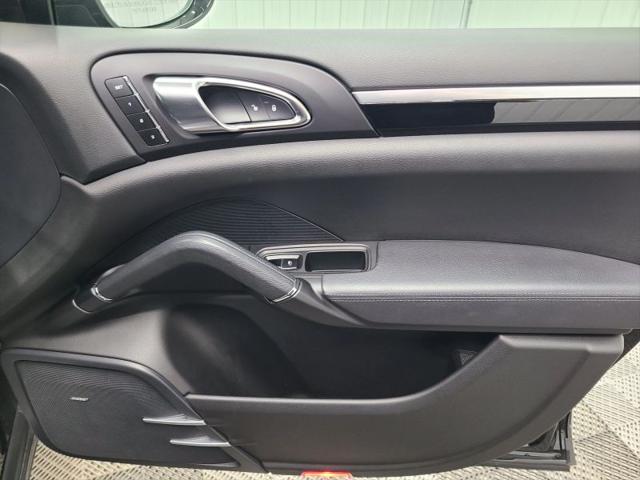 2017 Porsche Cayenne Base