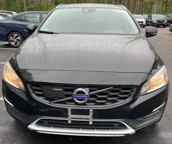 2016 Volvo V60 Cross Country T5