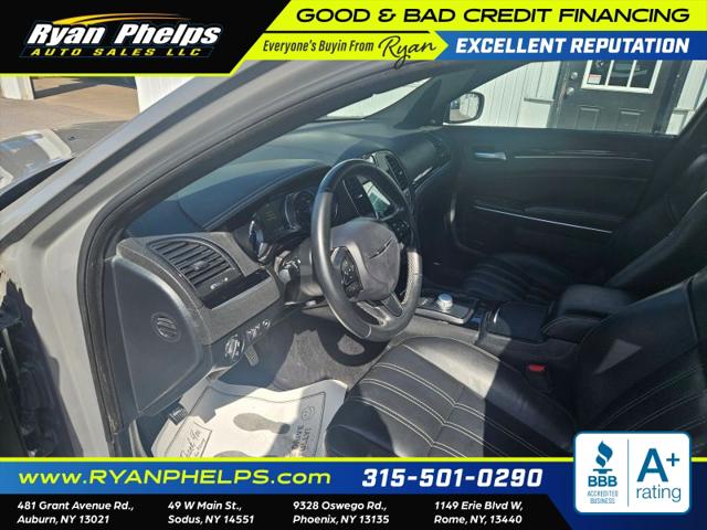 2018 Chrysler 300 300S AWD