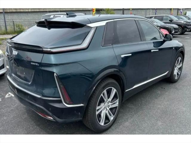 2024 Cadillac iQ Tech w/1SA