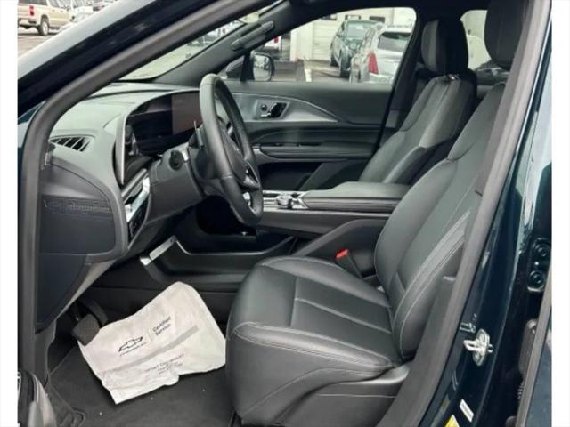 2024 Cadillac iQ Tech w/1SA