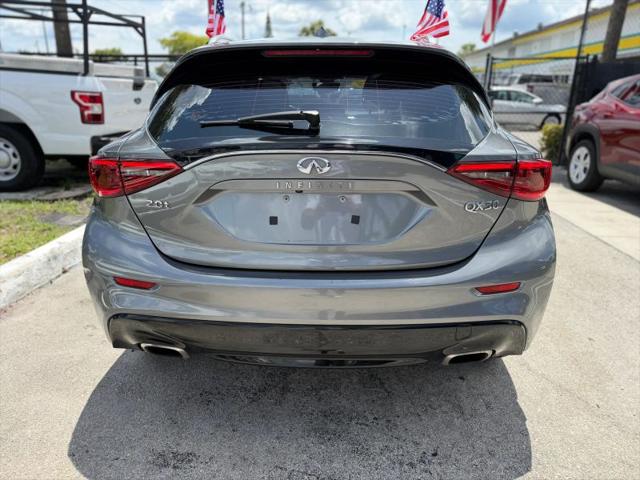 2019 INFINITI QX30 LUXE
