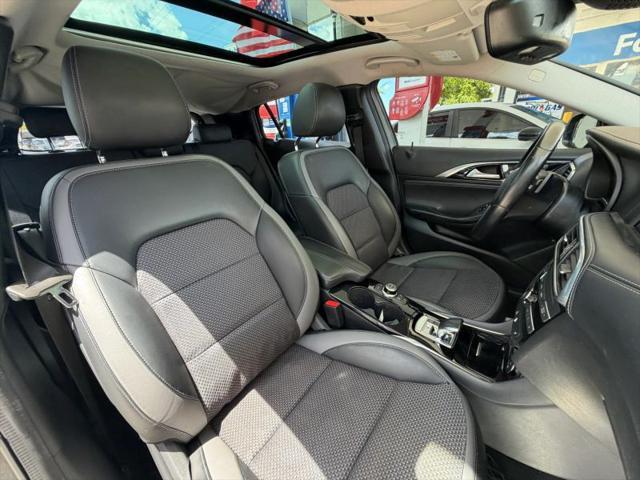 2019 INFINITI QX30 LUXE