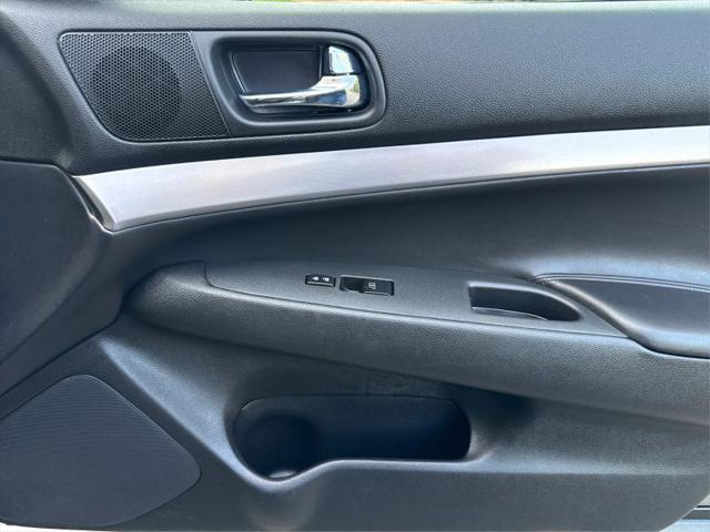 2011 INFINITI G25 G25x