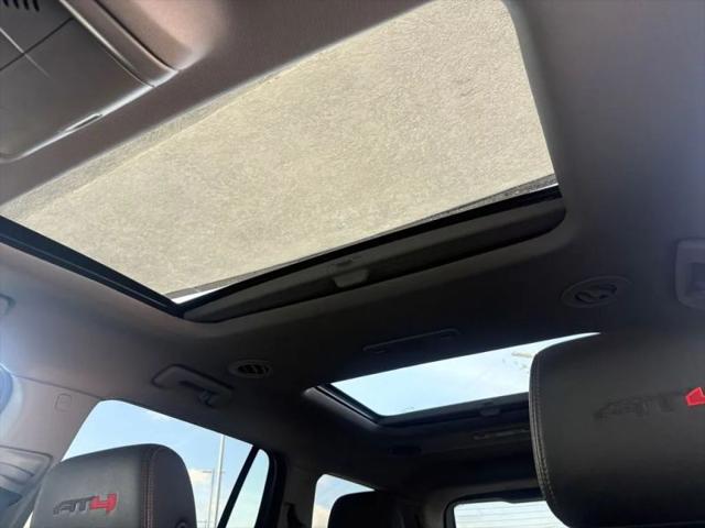 2023 GMC Acadia AWD AT4