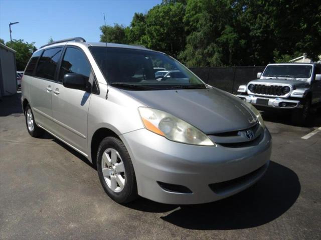 2010 Toyota Sienna CE