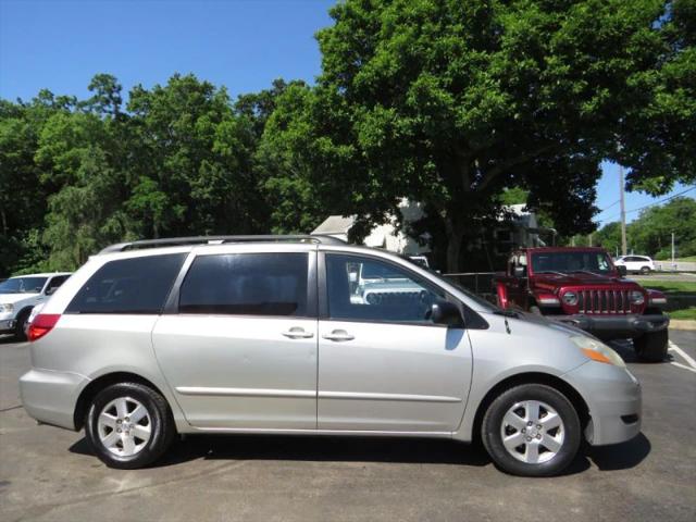 2010 Toyota Sienna CE