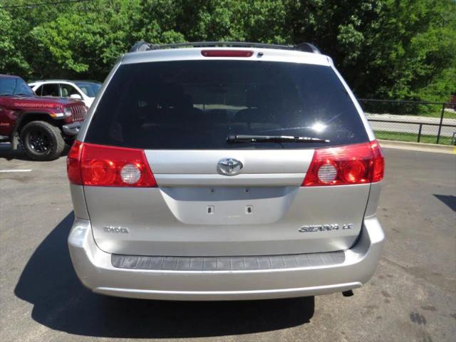 2010 Toyota Sienna CE
