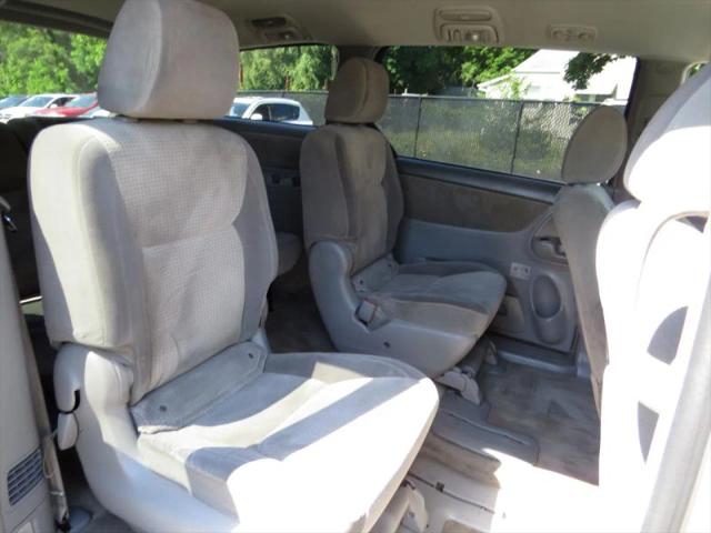 2010 Toyota Sienna CE