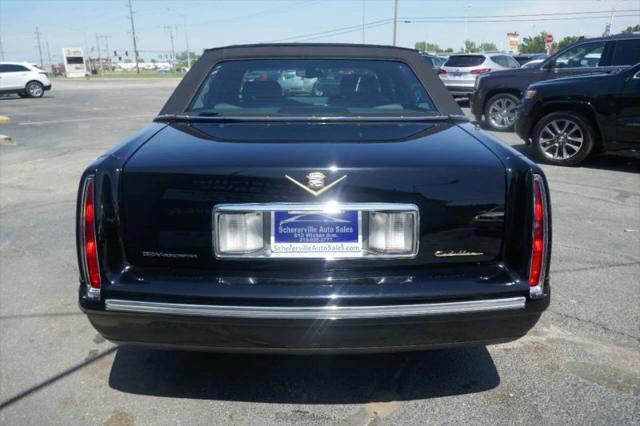 1999 Cadillac DeVille Standard