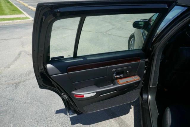 1999 Cadillac DeVille Standard