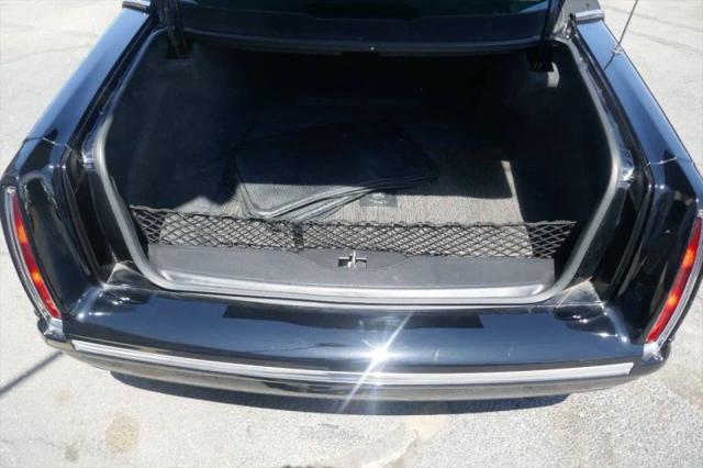 1999 Cadillac DeVille Standard