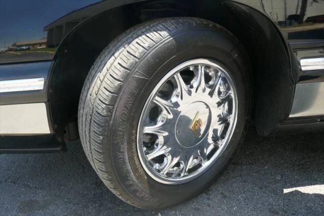1999 Cadillac DeVille Standard