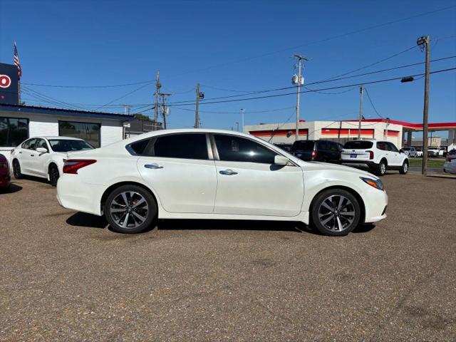 2016 Nissan Altima 2.5 SR