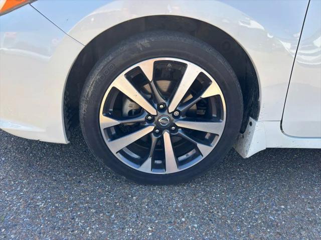 2016 Nissan Altima 2.5 SR