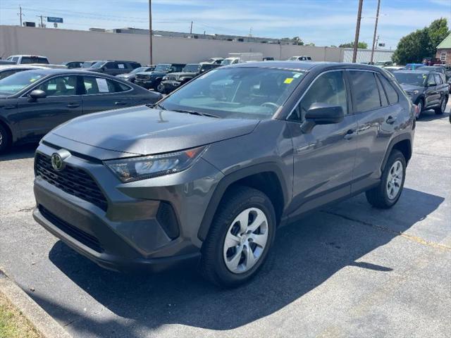 2022 Toyota RAV4 LE