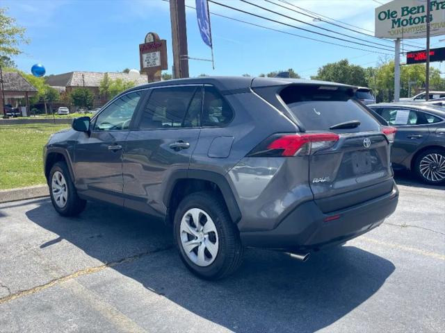 2022 Toyota RAV4 LE