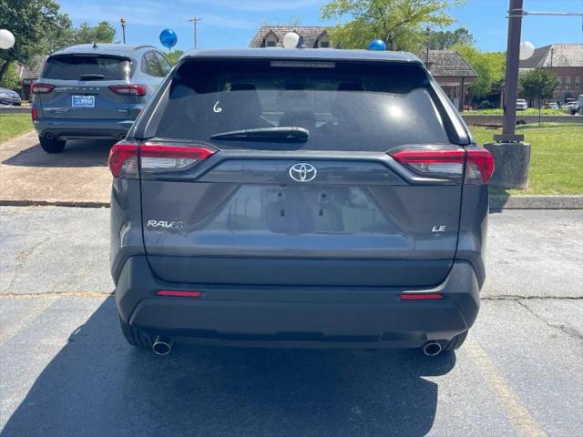 2022 Toyota RAV4 LE