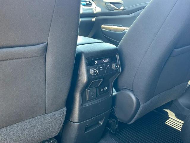 2023 GMC Acadia FWD SLE