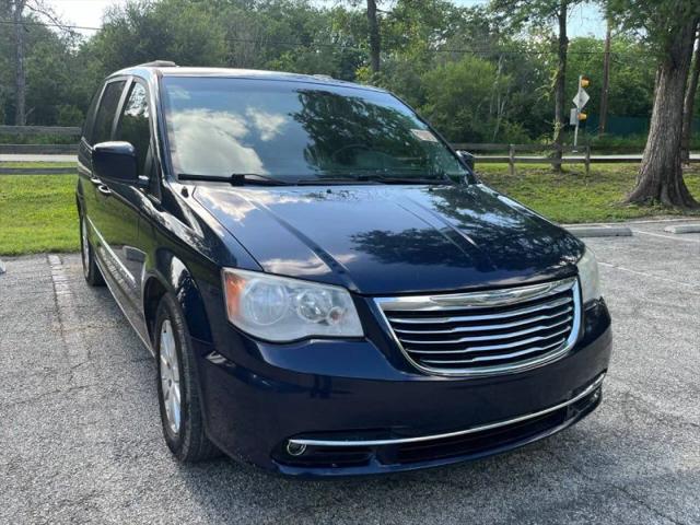 2016 Chrysler Town & Country Touring