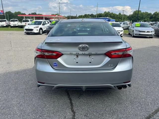 2020 Toyota Camry SE
