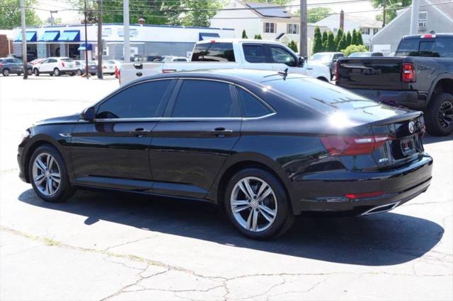 2021 Volkswagen Jetta 1.4T R-Line