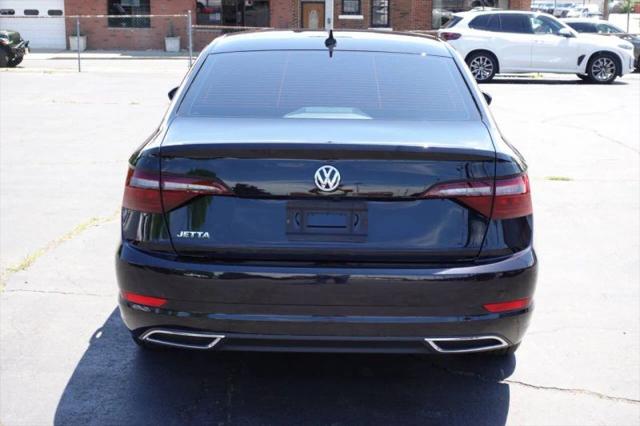 2021 Volkswagen Jetta 1.4T R-Line