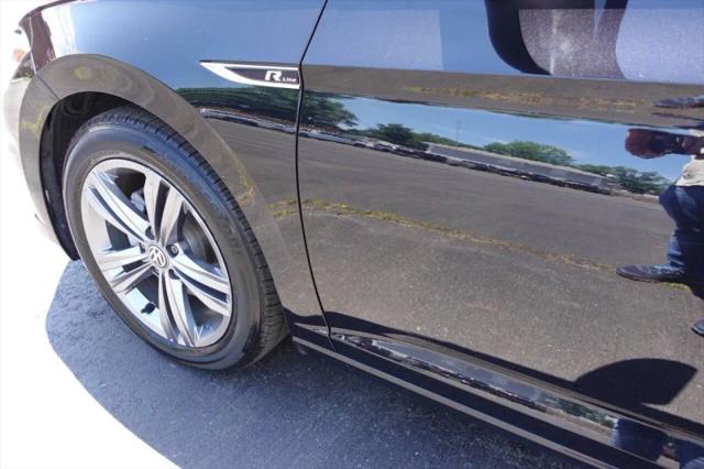 2021 Volkswagen Jetta 1.4T R-Line