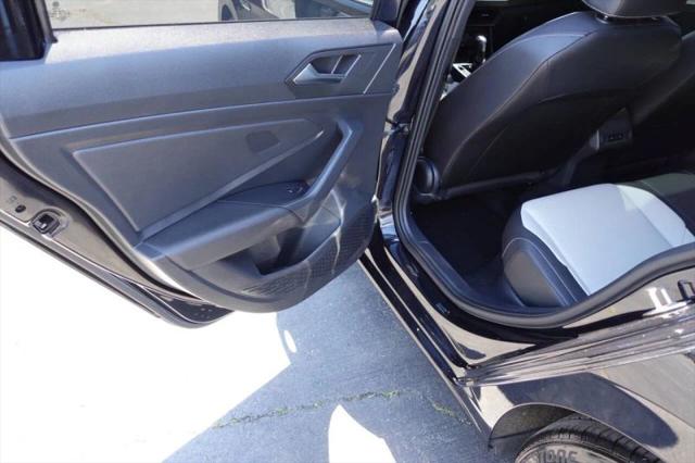 2021 Volkswagen Jetta 1.4T R-Line