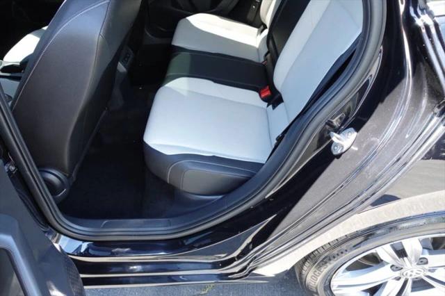 2021 Volkswagen Jetta 1.4T R-Line