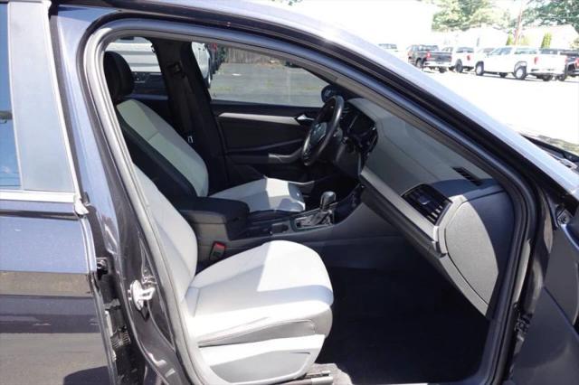 2021 Volkswagen Jetta 1.4T R-Line