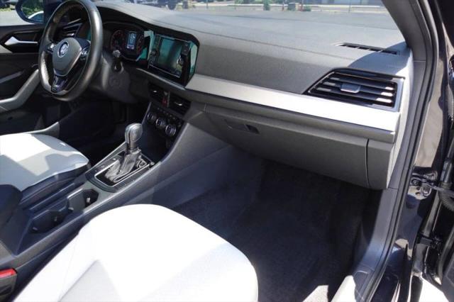 2021 Volkswagen Jetta 1.4T R-Line