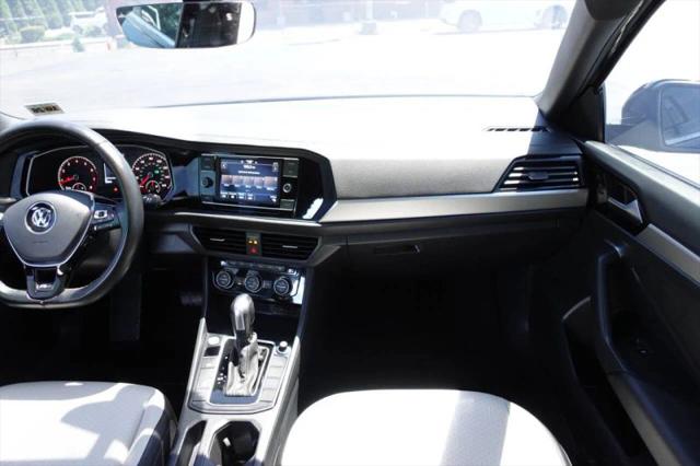 2021 Volkswagen Jetta 1.4T R-Line