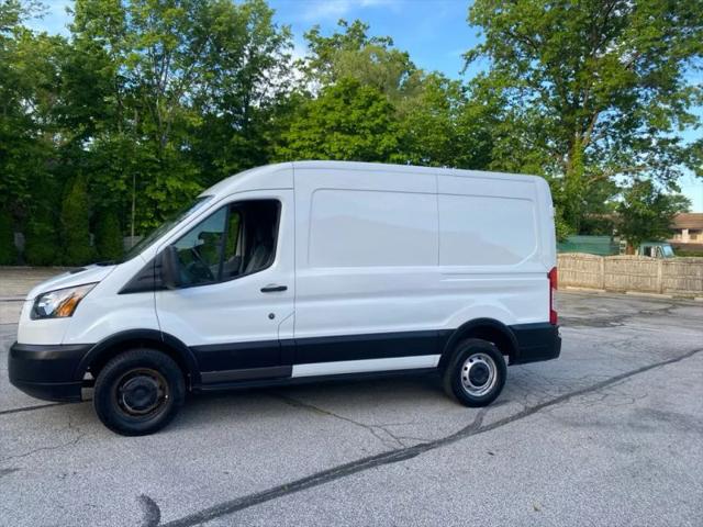 2019 Ford Transit Medium Roof w/Sliding Side Door w/RWB