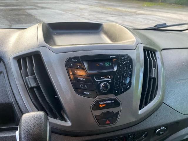 2019 Ford Transit Medium Roof w/Sliding Side Door w/RWB