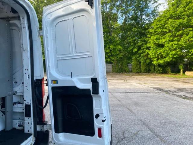 2019 Ford Transit Medium Roof w/Sliding Side Door w/RWB