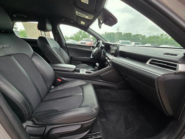 2022 Kia K5 GT-Line