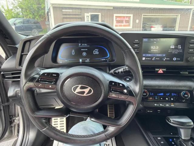 2025 Hyundai Elantra SEL Sport