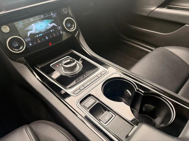 2017 Jaguar XE 25t