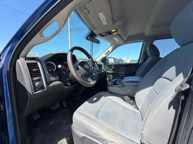 2017 Ram 1500 Express Quad Cab 4x4 6'4" Box
