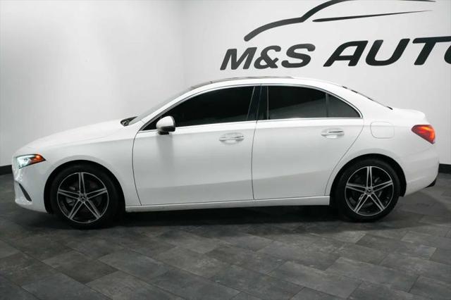 2022 Mercedes-Benz A 220 A 220