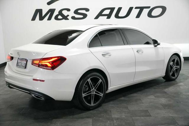 2022 Mercedes-Benz A 220 A 220