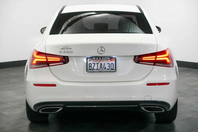 2022 Mercedes-Benz A 220 A 220
