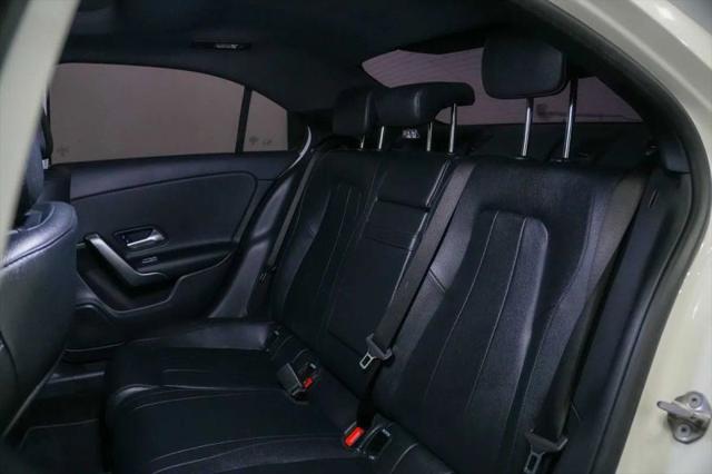 2022 Mercedes-Benz A 220 A 220