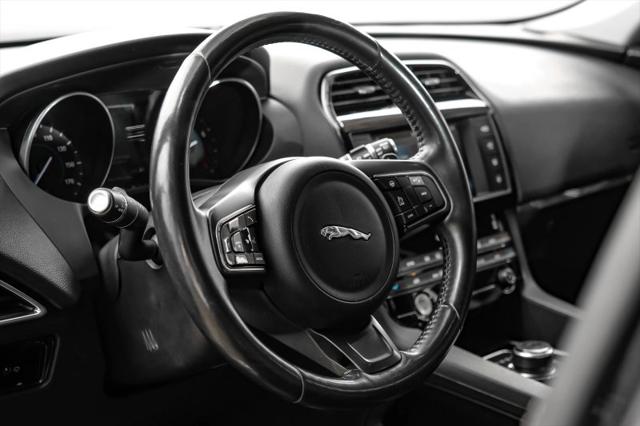 2018 Jaguar F-PACE 25t Premium