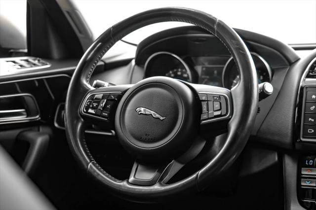 2018 Jaguar F-PACE 25t Premium
